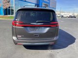 Used 2021 Chrysler Pacifica Touring-L image 3