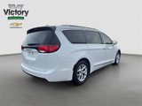 Used 2018 Chrysler Pacifica Touring-L w/ Tire & Wheel Group image 6