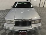 Used 1994 Lincoln Town Car Signature image 4