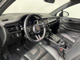 Used 2023 Porsche Macan image 4
