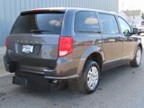 Used 2018 Dodge Grand Caravan SE image 3