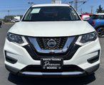 Used 2018 Nissan Rogue SV image 3
