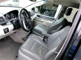 Used 2011 Volkswagen Routan SE image 6