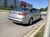 Used 2016 Ford Fusion SE w/ Equipment Group 202A image 5