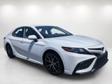 Used 2022 Toyota Camry SE image 3