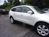 Used 2017 Chevrolet Traverse LT w/ Style and Technology Package image 3