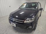 Used 2017 Volkswagen Tiguan SEL image 4