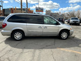 Used 2006 Chrysler Town & Country Touring image 2