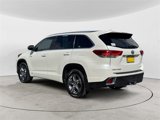 Used 2018 Toyota Highlander Limited Platinum image 5