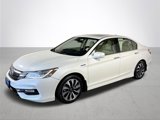 Used 2017 Honda Accord Touring image 2