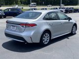 Used 2022 Toyota Corolla LE image 4