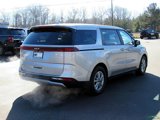 Used 2022 Kia Carnival LX image 5