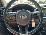 Used 2017 Kia Sorento LX w/ LX Convenience Package image 4