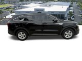 Used 2022 Kia Sorento LX image 4