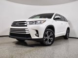 Used 2017 Toyota Highlander Plus image 2