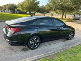 Used 2023 Hyundai Elantra SEL w/ Convenience Package image 5