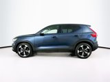 Used 2021 Volvo XC40 T5 Momentum w/ Protection Package image 4