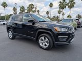 Used 2018 Jeep Compass Latitude image 2