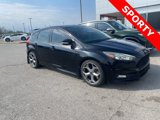 Used 2017 Ford Focus ST image 2