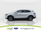 Used 2022 Lincoln Nautilus FWD w/ Premium Package image 5