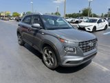 Used 2023 Hyundai Venue SEL image 3