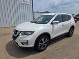 Used 2019 Nissan Rogue SV w/ Premium Package image 3