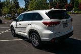 Used 2017 Toyota Highlander XLE image 5