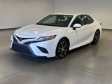 Used 2020 Toyota Camry SE w/ Carpet Mat Package image 5