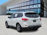 Used 2015 Nissan Pathfinder Platinum w/ Cargo Package image 4