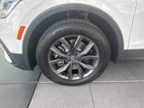 Certified 2022 Volkswagen Tiguan SE image 6