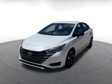 Used 2024 Nissan Versa SR image 5