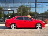 Used 2014 Toyota Camry image 2