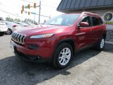 Used 2016 Jeep Cherokee Latitude w/ Comfort/Convenience Group image 4