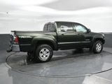 Used 2013 Toyota Tacoma 4x4 Double Cab image 2