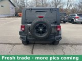 Used 2017 Jeep Wrangler Unlimited Sahara image 3