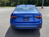 Used 2024 Volkswagen Jetta SE image 4