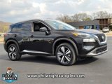 Used 2023 Nissan Rogue SL w/ SL Premium Package image 2