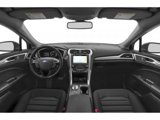 Used 2020 Ford Fusion SE image 4