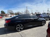 Used 2018 Honda Accord Sport image 5