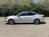 Used 2024 Nissan Altima 2.5 SV image 5