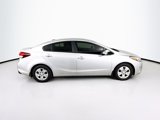 Used 2018 Kia Forte LX image 2