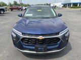 Used 2024 Chevrolet Trax LT w/ LT Convenience Package image 3