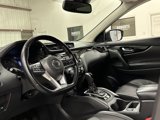 Used 2021 Nissan Rogue Sport SL image 6