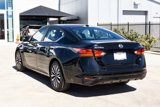 Used 2023 Nissan Altima 2.5 SV image 5