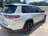 Used 2021 Jeep Grand Cherokee L Laredo image 3