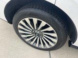 Used 2019 Lincoln Navigator Reserve image 4