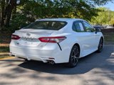 Used 2018 Toyota Camry SE image 2