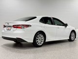 Used 2018 Toyota Camry L image 6