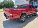 Used 2016 Toyota Tacoma TRD Sport w/ Towing Package image 5