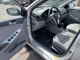 Used 2013 Hyundai Accent GLS image 6